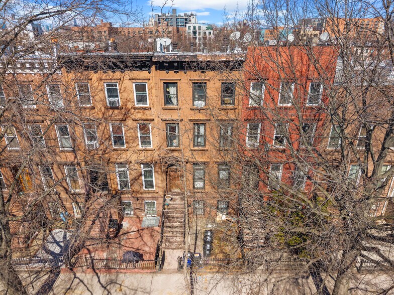1545 Pacific St, Brooklyn, NY à vendre - Photo de l’immeuble – Image 3 sur 14
