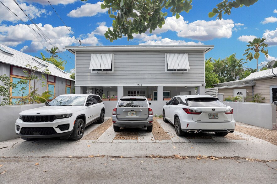 912 Pohalski St, Key West, FL à vendre - Photo de l’immeuble – Image 2 sur 54