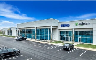 Plus de détails pour 4651-4677 121st St, Urbandale, IA - Local d'activités à louer