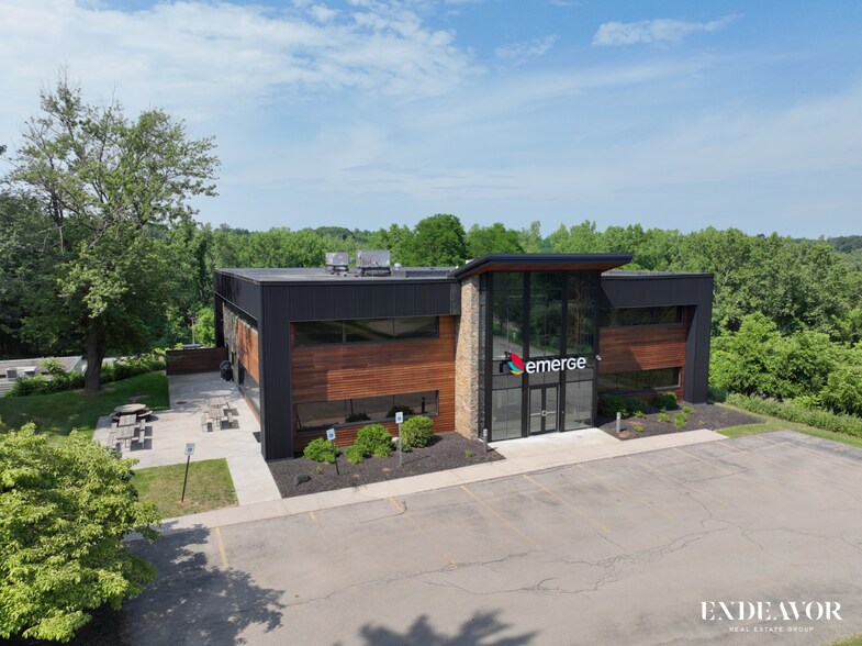 412 Linden Ave, Rochester, NY à louer - Photo de l’immeuble – Image 2 sur 3