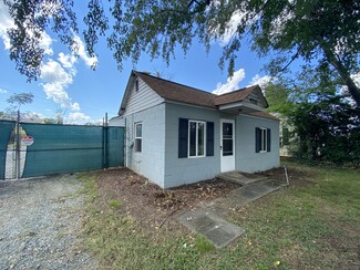 Plus de détails pour 4510 Old Pineville Rd, Charlotte, NC - Industriel/Logistique à louer