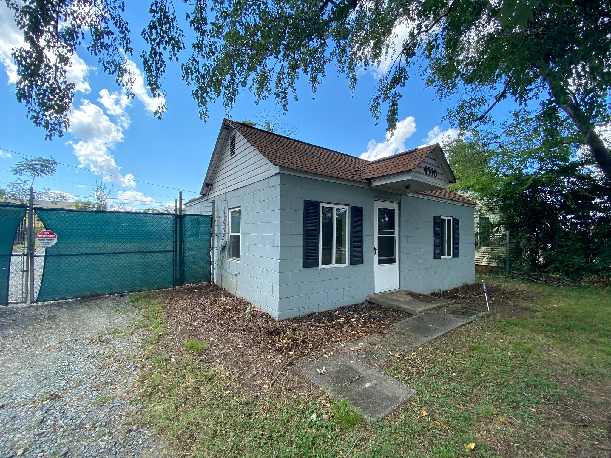 4510 Old Pineville Rd, Charlotte, NC à louer Photo principale– Image 1 sur 12