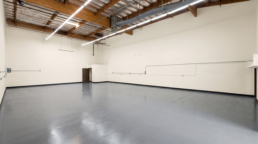 1846 W 11th St, Upland, CA à louer - Photo de l’immeuble – Image 2 sur 9