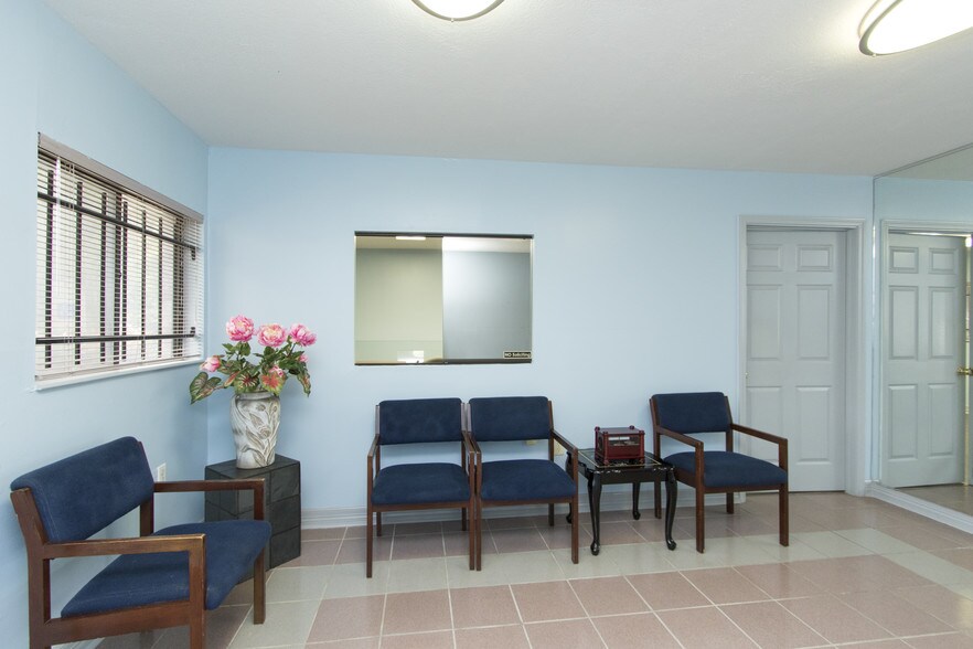 8910 Bellflower St, Houston, TX à vendre - Hall d’entrée – Image 3 sur 15