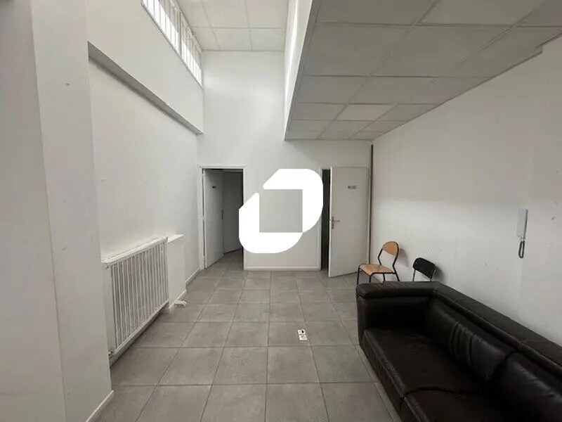 Bureau dans Sarcelles à vendre Photo de l’immeuble– Image 1 sur 13