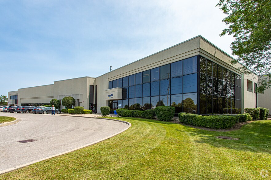 2150 Drew Rd, Mississauga, ON à louer - Photo principale – Image 1 sur 3