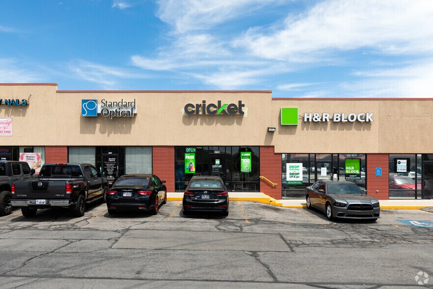 3734-3762 W 5400 S, Kearns, UT à louer - Photo de l’immeuble – Image 3 sur 6