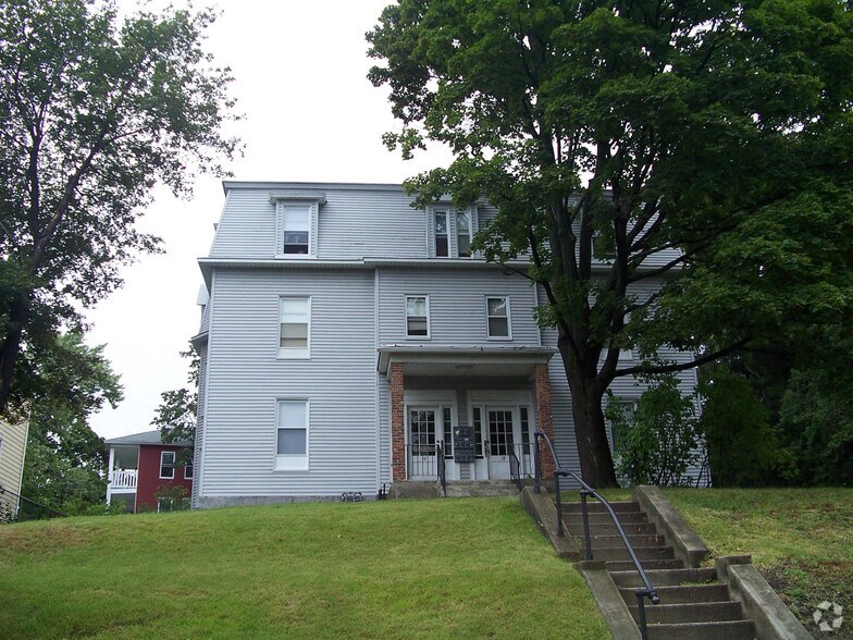 13-15 Gates St, Worcester, MA à vendre - Photo principale – Image 1 sur 1