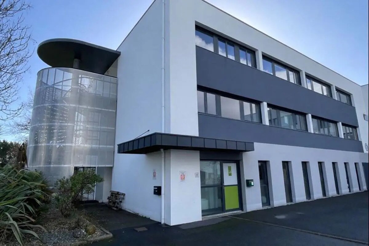 Bureau dans Vannes à louer Photo de l’immeuble– Image 1 sur 7