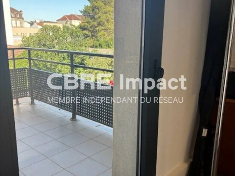 Bureau dans Dijon à louer - Photo de l’immeuble – Image 3 sur 5