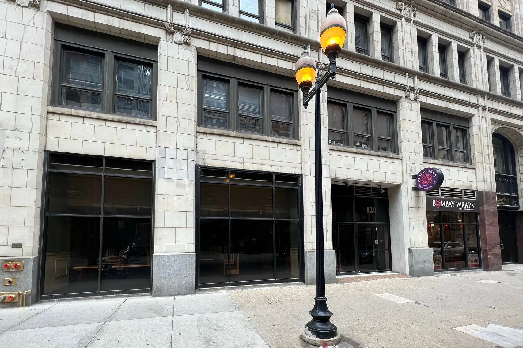205 W Randolph St, Chicago, IL à louer Photo de l’immeuble– Image 1 sur 9