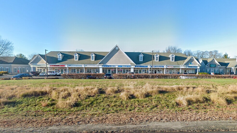 147 Route 70, Toms River, NJ à louer - Photo de l’immeuble – Image 2 sur 5