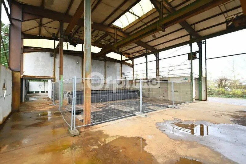 Local d'activités dans Montceau-les-Mines à vendre - Photo de la construction – Image 3 sur 14