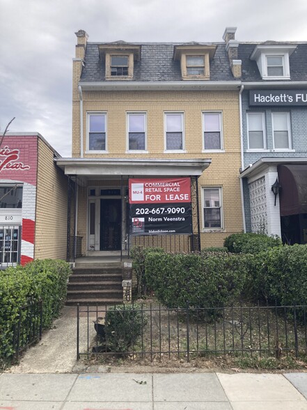 812 Upshur St NW, Washington, DC à louer - Photo de l’immeuble – Image 1 sur 1