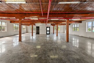 Plus de détails pour 5010 Rue Saint-Patrick, Montréal, QC - Bureau à louer
