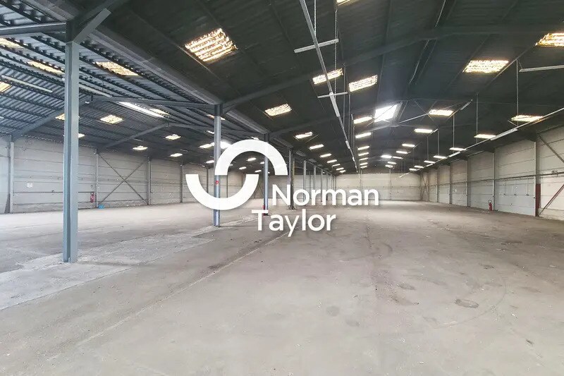 Local d’activités dans Sète à louer - Photo intérieure – Image 1 sur 3