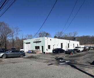 Plus de détails pour 419 W Main St, Smithtown, NY - Local commercial à vendre