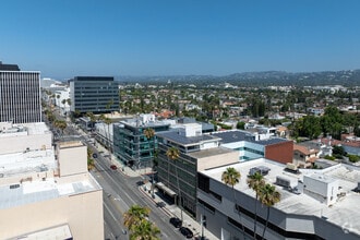 9025 Wilshire Blvd, Beverly Hills, CA - VUE AÉRIENNE  vue de carte - Image1