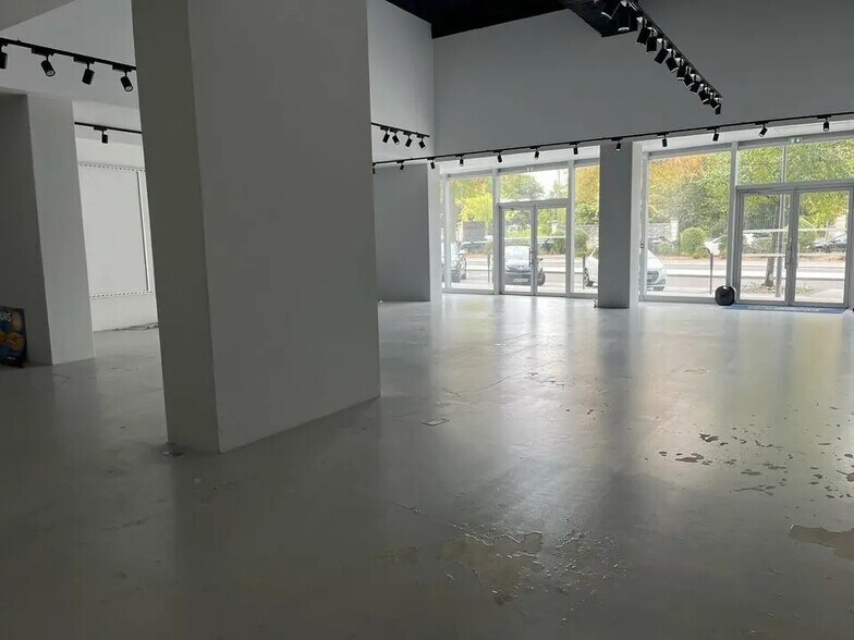 Local commercial dans Anglet à louer - Photo de l’immeuble – Image 1 sur 2