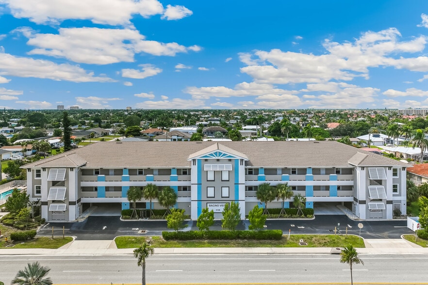 5126 Coronado Pky, Cape Coral, FL à vendre - Photo de l’immeuble – Image 2 sur 36