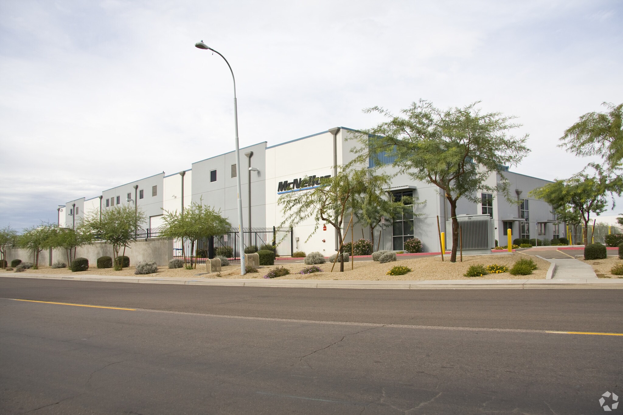 4724 W Roosevelt St, Phoenix, AZ à louer Photo principale– Image 1 sur 7