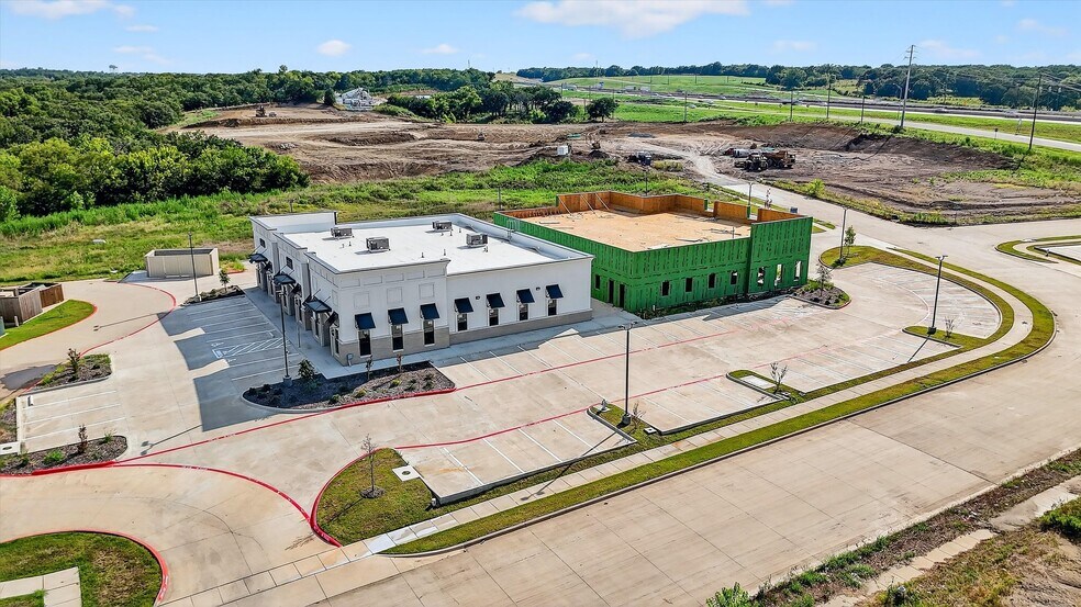 2416 Swamy Dr, Sherman, TX à louer - Photo de l’immeuble – Image 3 sur 19
