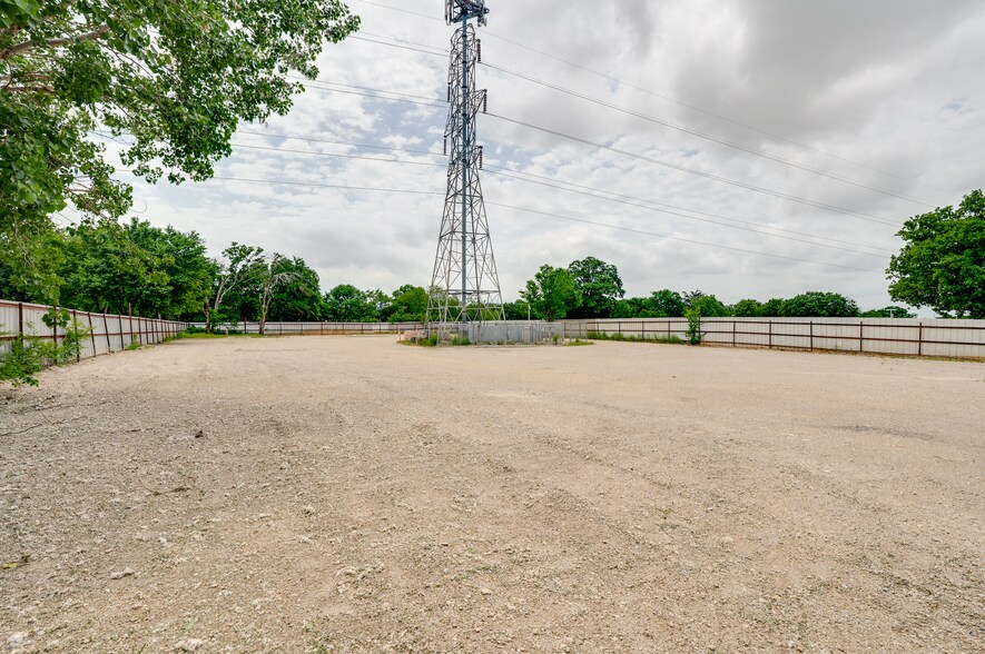 4100-4144 Jackson St, Irving, TX à vendre - Photo de l’immeuble – Image 2 sur 7