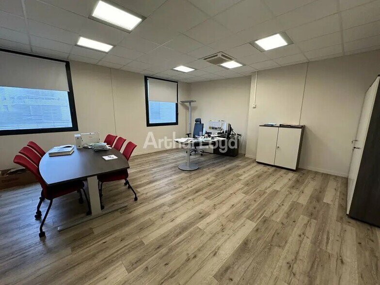 Bureau dans Reims à louer - Photo intérieure – Image 2 sur 6