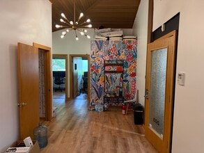 20307 Viking Ave NW, Poulsbo, WA à louer Photo intérieure– Image 2 sur 14
