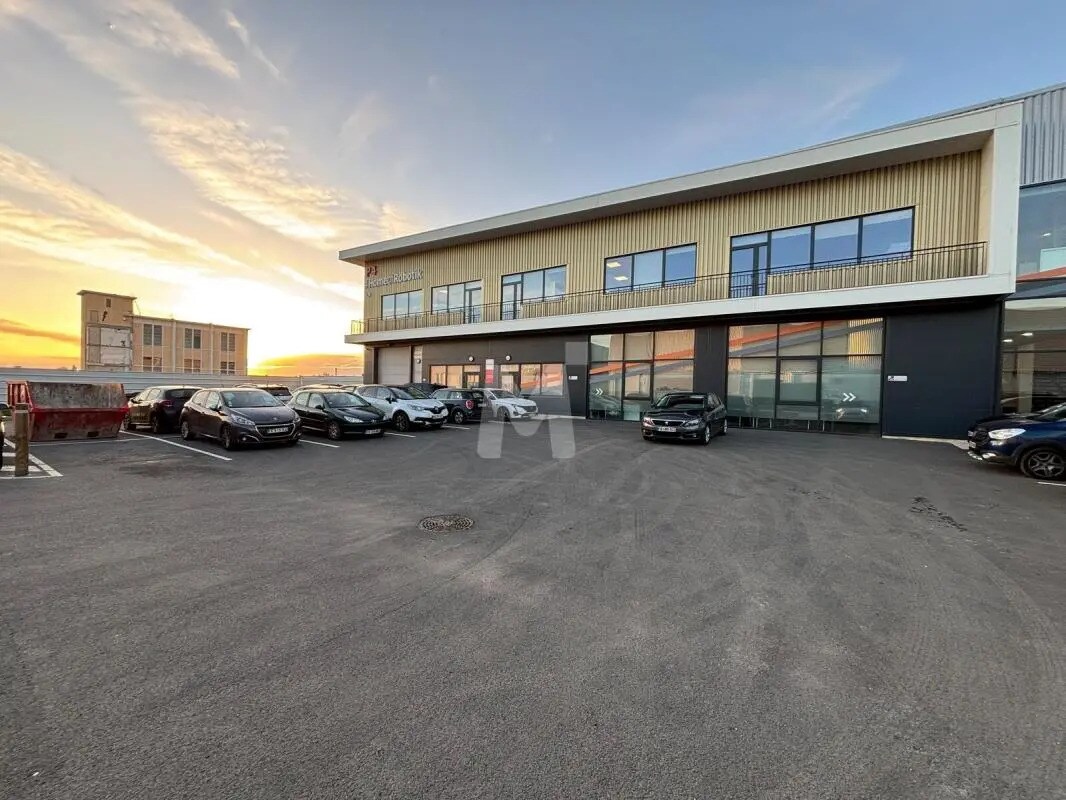 Local d’activités dans Villebon-sur-Yvette à louer Photo de l’immeuble– Image 1 sur 19