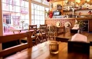 Interior local