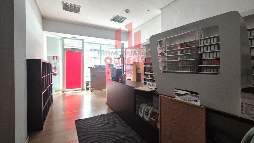 Local commercial dans Ourense, Orense à louer - Photo de l’immeuble – Image 3 sur 10