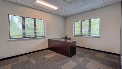 5350 Manhattan Cir, Boulder, CO à louer Photo intérieure– Image 1 sur 11