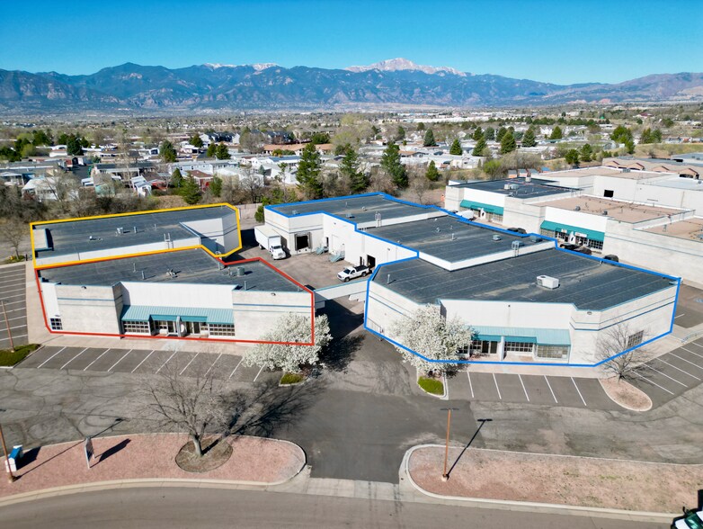 4745 Town Center Dr, Colorado Springs, CO à louer - Photo principale – Image 1 sur 22