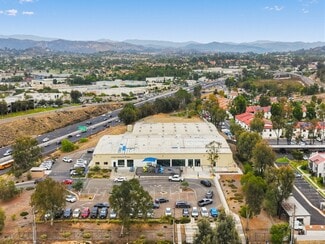 Plus de détails pour 520 E Carmel St, San Marcos, CA - Industriel/Logistique à vendre