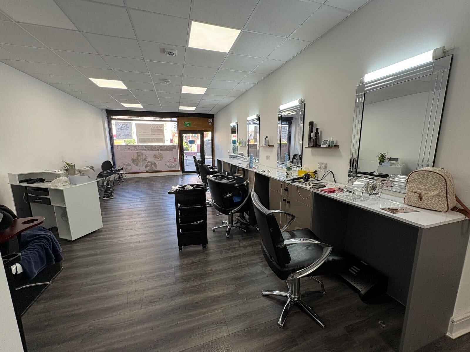 36 Lampton Rd, Hounslow à louer Photo principale– Image 1 sur 9