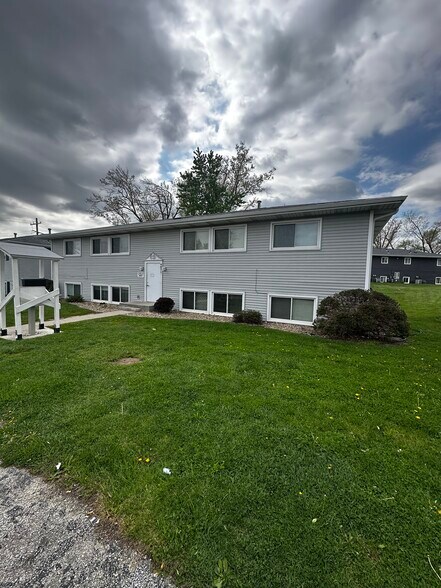 4871 Tama St, Marion, IA à vendre - Photo de l’immeuble – Image 2 sur 4