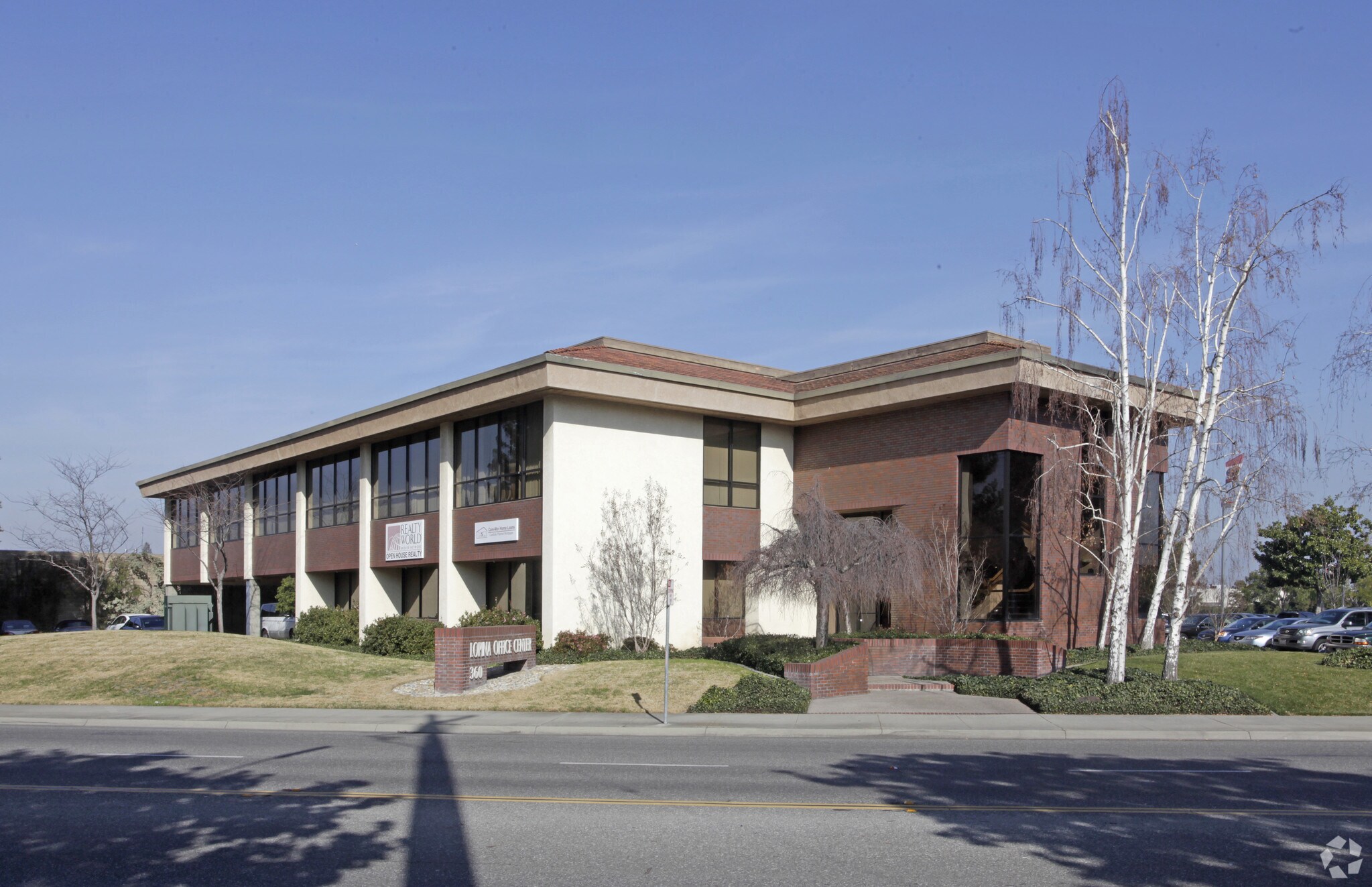 360 Kiely Blvd, San Jose, CA à louer Photo principale– Image 1 sur 3