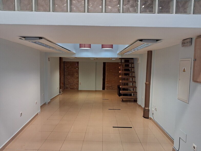 Local commercial dans Valladolid à louer - Photo intérieure – Image 2 sur 24