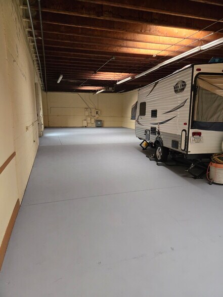 2301 Orange Ave, Signal Hill, CA à vendre - Photo de l’immeuble – Image 2 sur 7