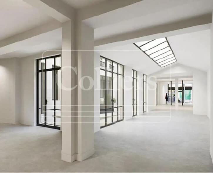 Local commercial dans Paris à louer - Photo de l’immeuble – Image 3 sur 5