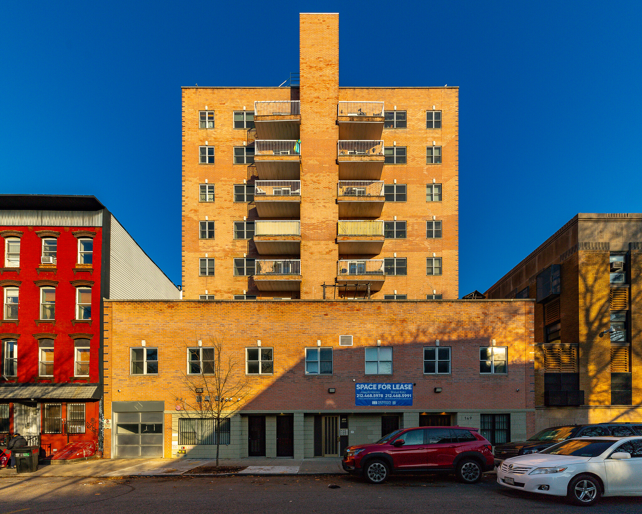145-149 Maujer St, Brooklyn, NY à louer Photo de l’immeuble– Image 1 sur 8
