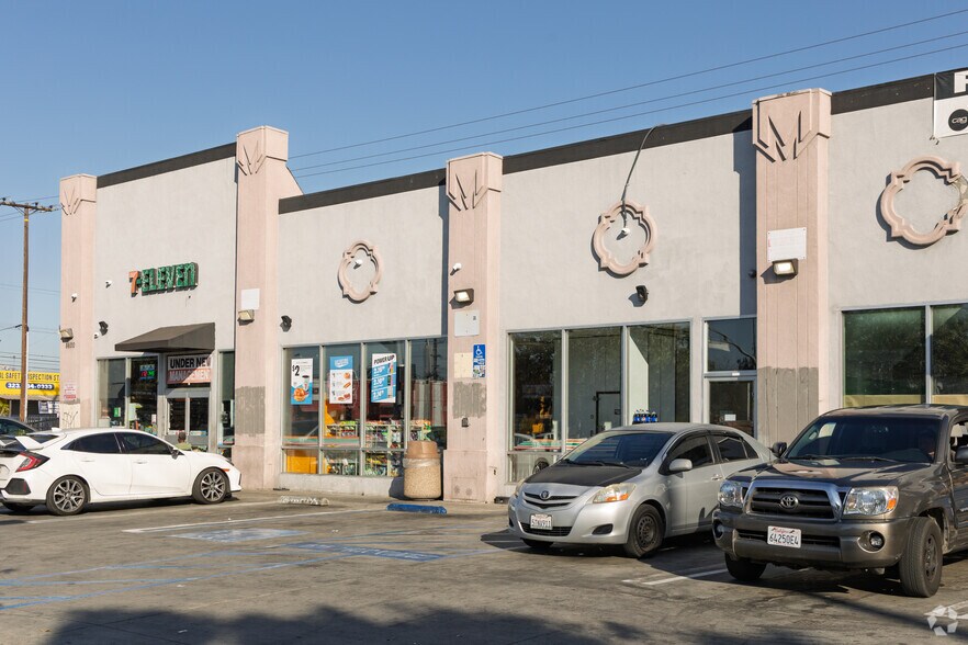 8600 S Central Ave, Los Angeles, CA à louer - Photo de l’immeuble – Image 3 sur 6