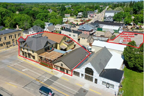 100-104 W Washington St, Slinger, WI à vendre - Photo de l’immeuble – Image 2 sur 2