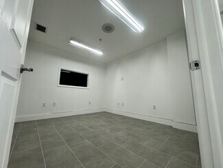 Plus de détails pour 6955-6965 NW 43rd St, Miami, FL - Industriel/Logistique à louer
