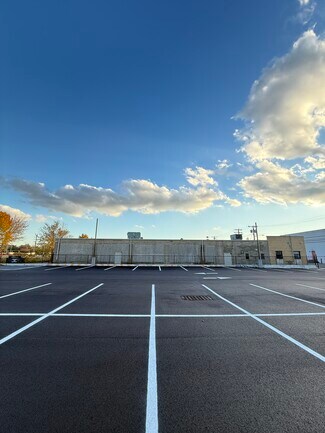 Plus de détails pour 10 Nassau Terminal Rd, New Hyde Park, NY - Terrain à louer