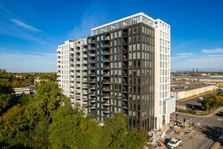 Plus de détails pour 5605 Av Pierre-De Coubertin, Montréal, QC - Local commercial à louer