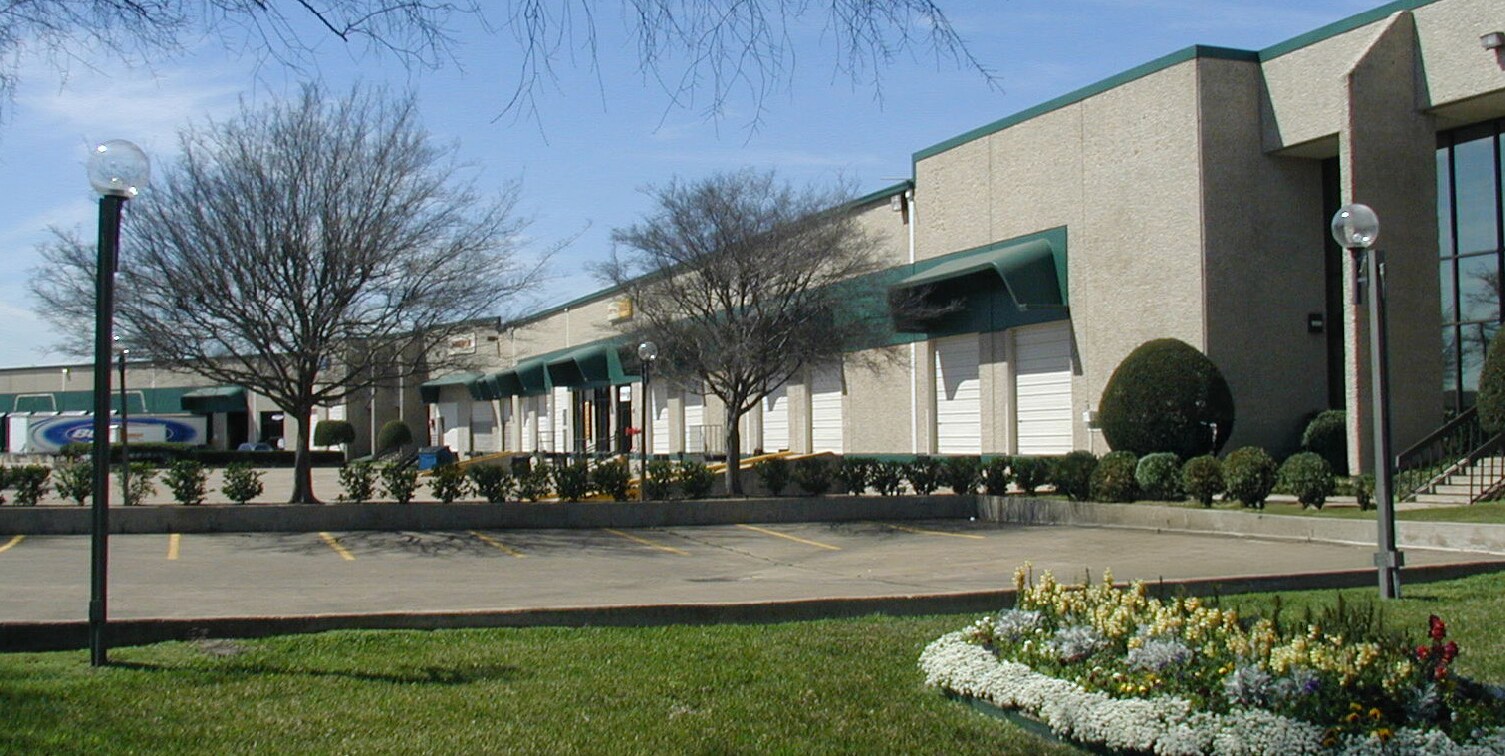 4749-4799 Eastpark Dr, Houston, TX à louer Photo principale– Image 1 sur 2