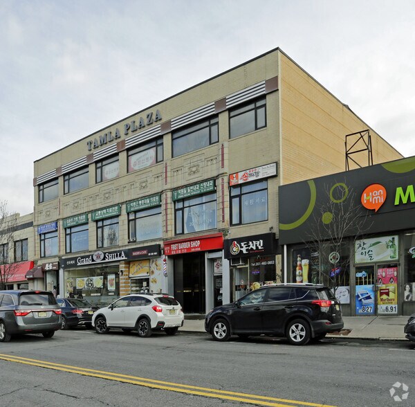 232-234 Broad Ave, Palisades Park, NJ à louer - Photo de l’immeuble – Image 3 sur 11