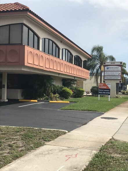 3131 S Tamiami Trl, Sarasota, FL à louer - Photo de l’immeuble – Image 2 sur 9